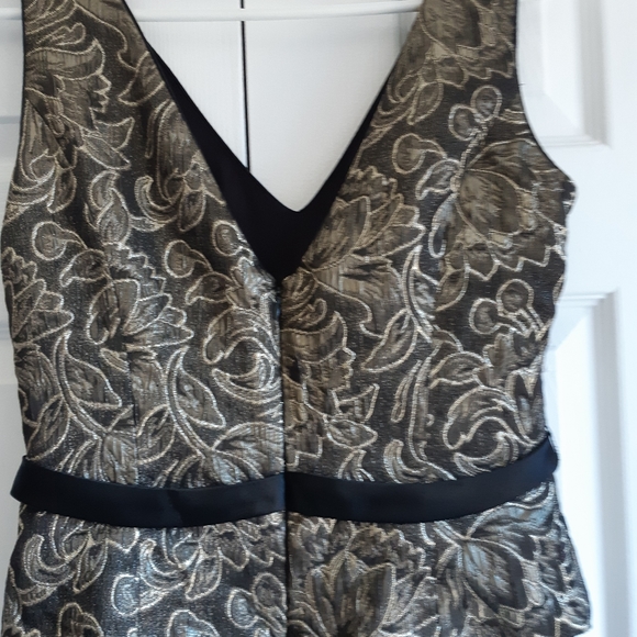 Beautiful full length gown size 8 - Picture 3 of 15